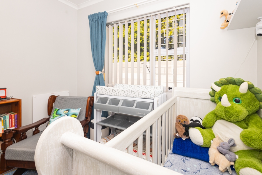 3 Bedroom Property for Sale in The Crest Western Cape